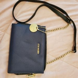 Steve Madden Navy Crossbody